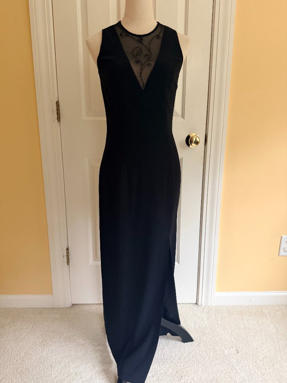 RIMINI by Shaw black lace insert sleeveless formal gown, sz 2
